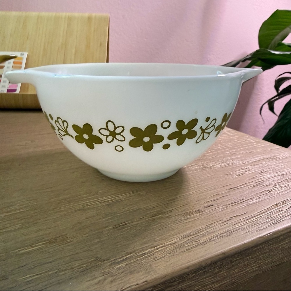 Vintage Pyrex Small White Spring Blossom Bowl